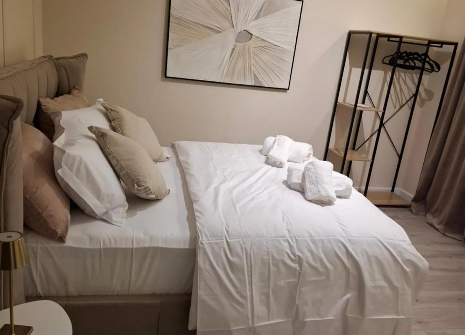Castleview Suites Shkoder 0*,