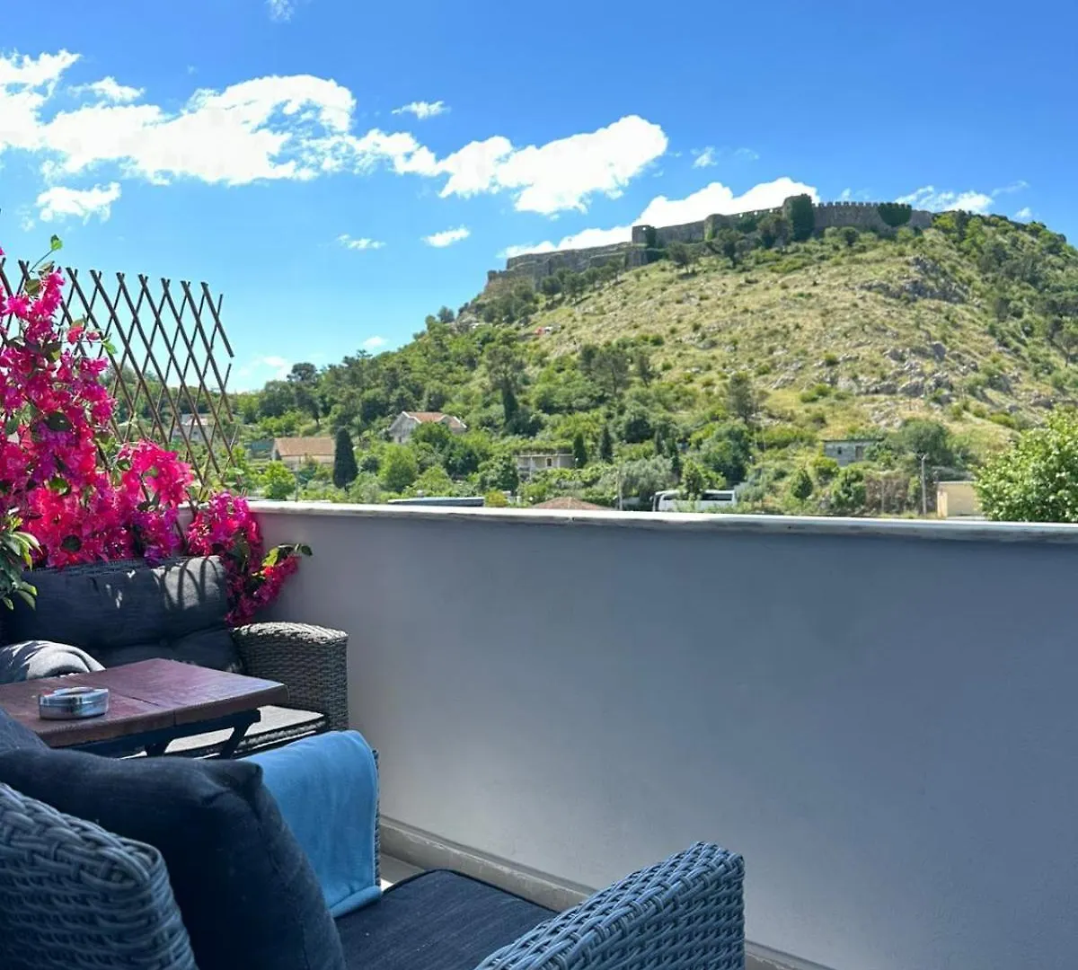 Castleview Suites Shkodër